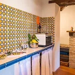 Casa Torrione 14, Emma * Paciano