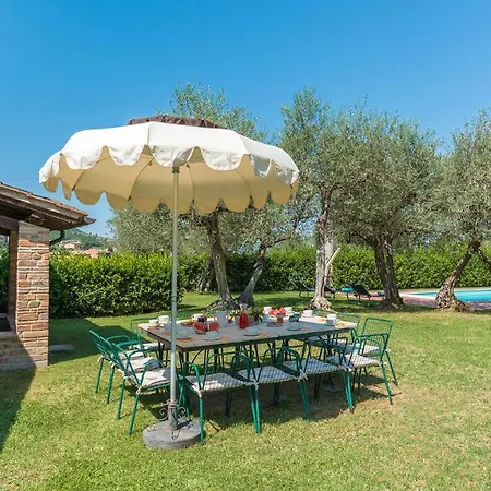 Casa Torrione 14, Emma