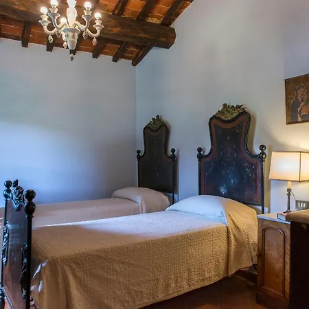 Casa Torrione 14, Emma