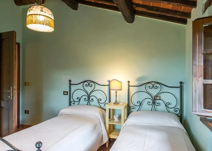 Casa Torrione 14, Emma Vila *